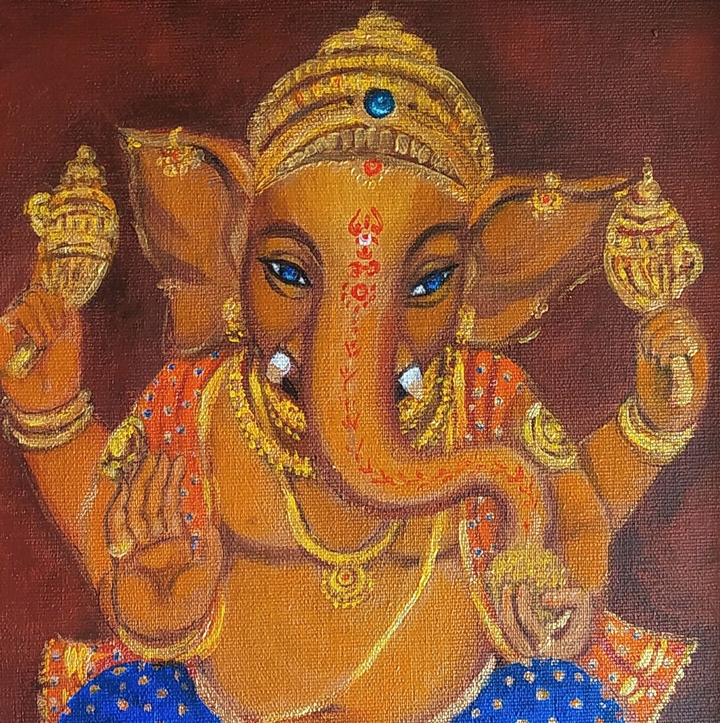 Ganesha Blue eyes closeup1